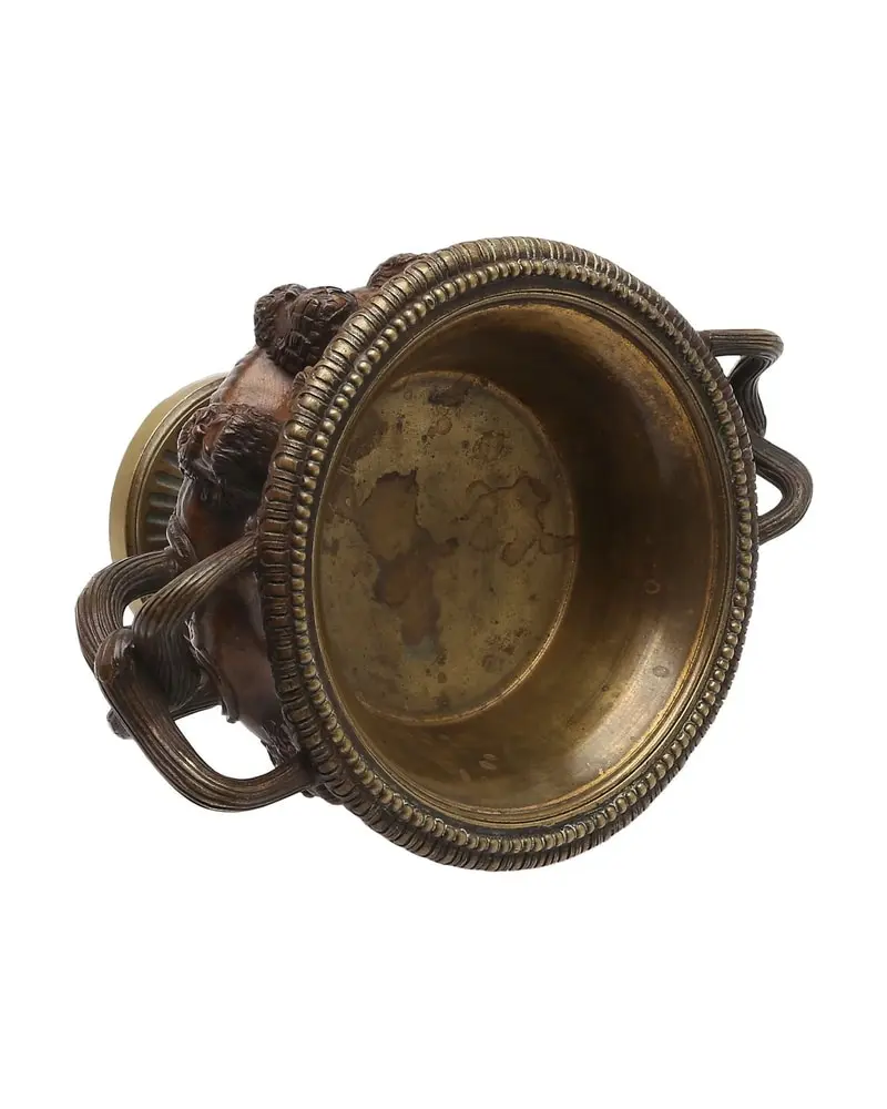 Warwick Vase from the 19th Century in Patinated Bronze - 10/10