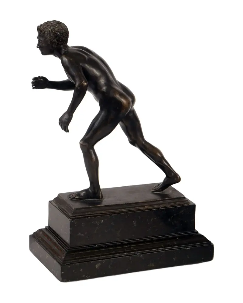 Sculpture of a Runner from the 1st Century BC in Bronze and Marble - 3/4