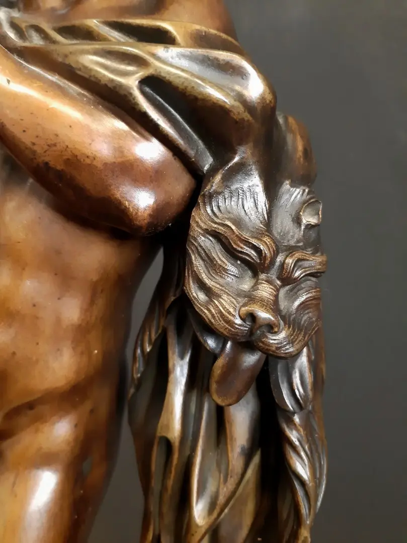 Estatua de Satyr del Siglo I–II en Bronce, Arte y Pintura, Siglo I–II · vista 6/8