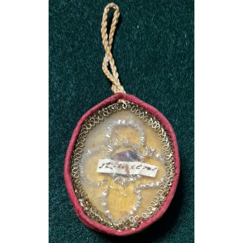 Antiguo relicario adornado con filigranas de hilo de oro y plata Siglo XIX, Siglo XIX