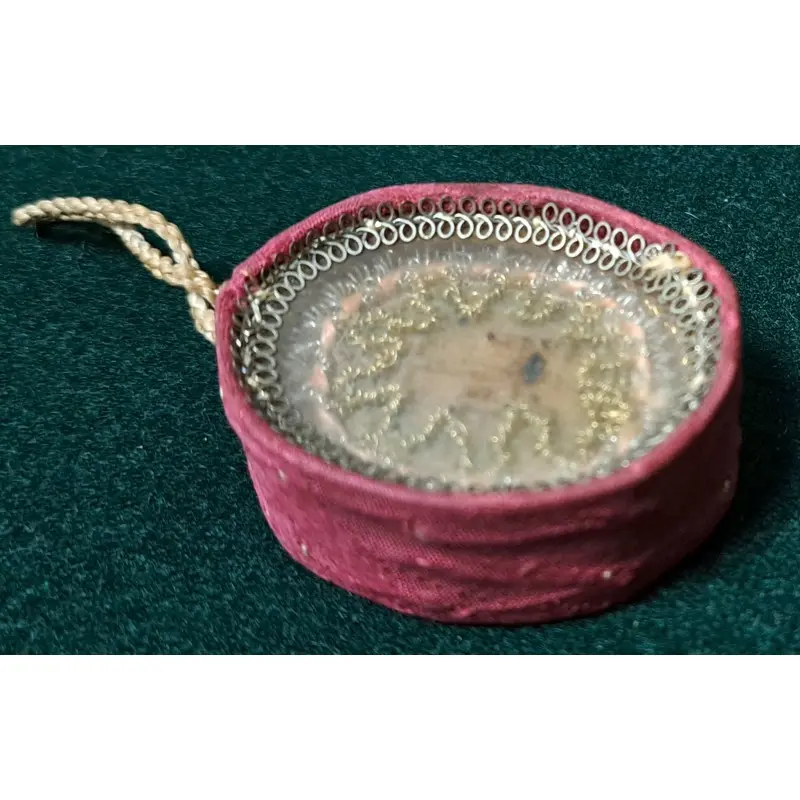 Antiguo relicario adornado con filigranas de hilo de oro y plata Siglo XIX, Siglo XIX · vista 7/8