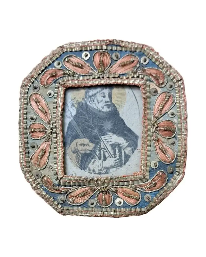 Relicario bordado, Santo Domingo siglo XIX