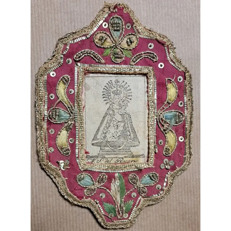 Nuestra señora del Rosario. Cartela o relicario bordado en hilo de oro S. XVIII, Siglo XVIII · vista 2/8