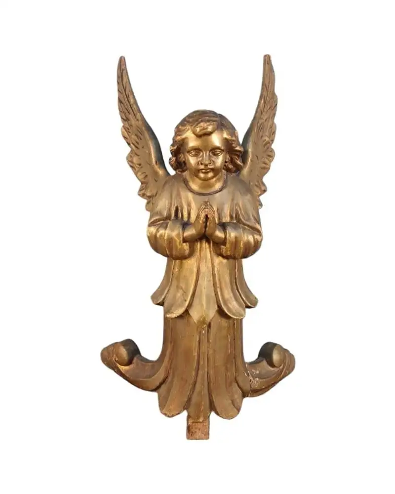 Ángel de talla, pieza de Retablo, siglo XVIII–XIX mide 56 cm
