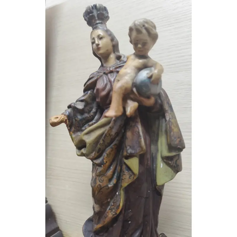 Capilla con Virgen María y niño Jesús siglo XIX, Siglo XIX · vista 9/12