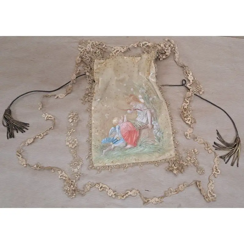 Bolsa antigua de uso devocional o ceremonial de finales del siglo XIX