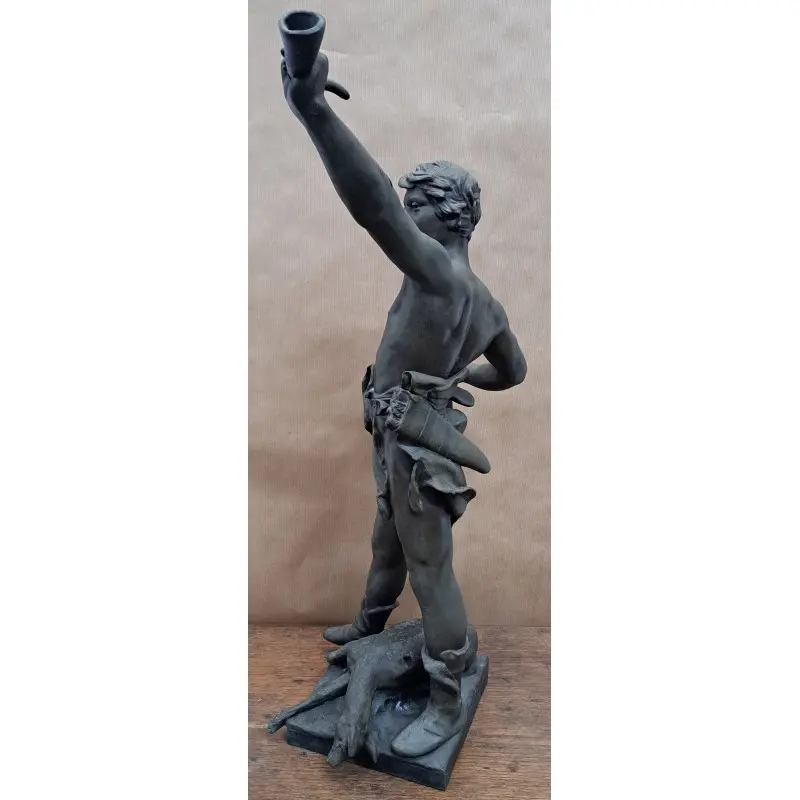 Escultura francesa de calamina, Eugene Marioton (1857-1933) “Hallali” · vista 8/12