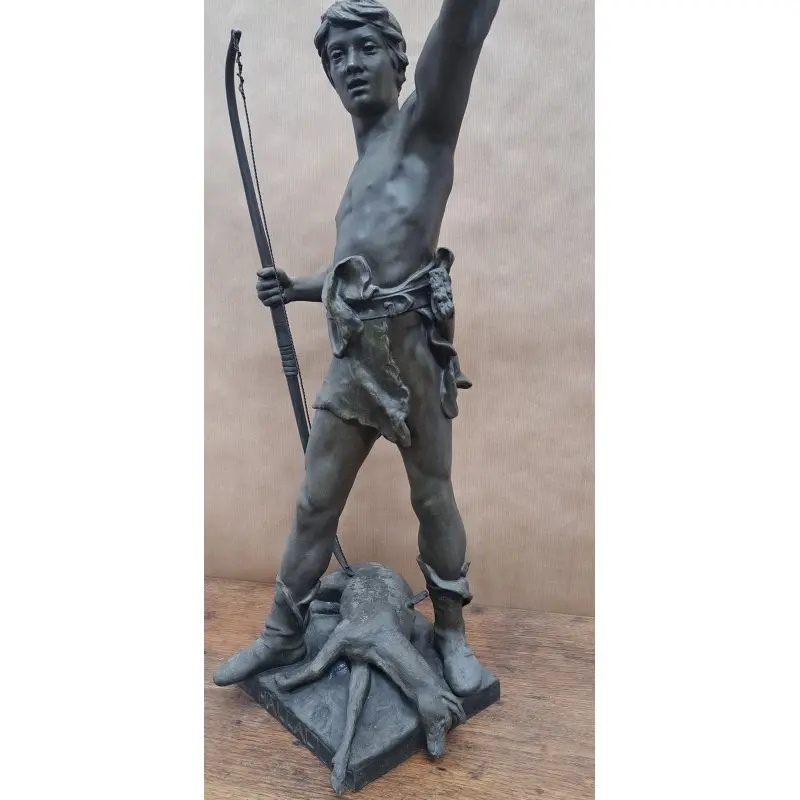 Escultura francesa de calamina, Eugene Marioton (1857-1933) “Hallali” · vista 9/12