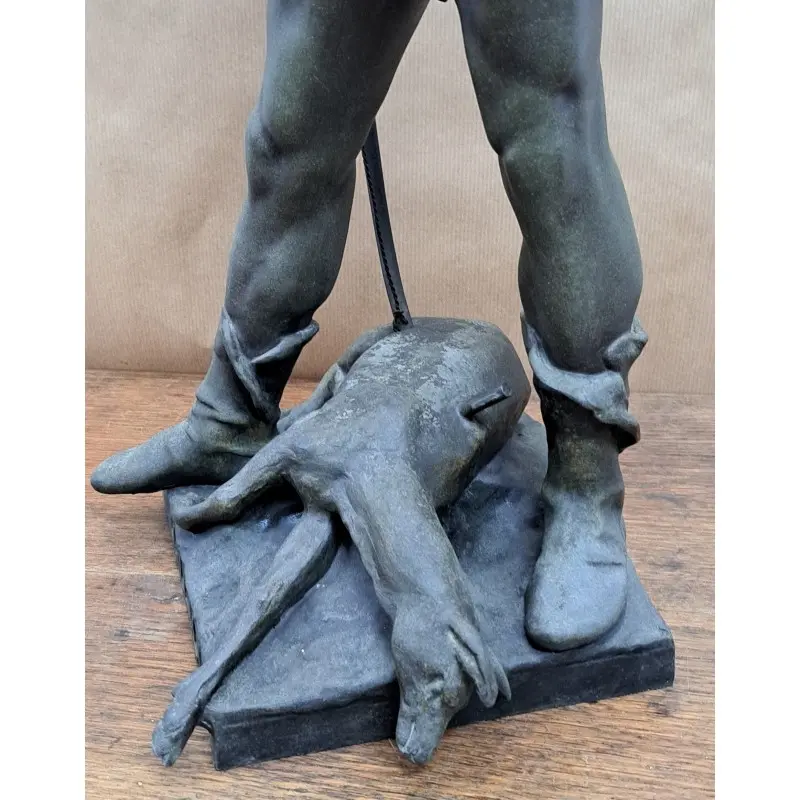 Escultura francesa de calamina, Eugene Marioton (1857-1933) “Hallali” · vista 10/12