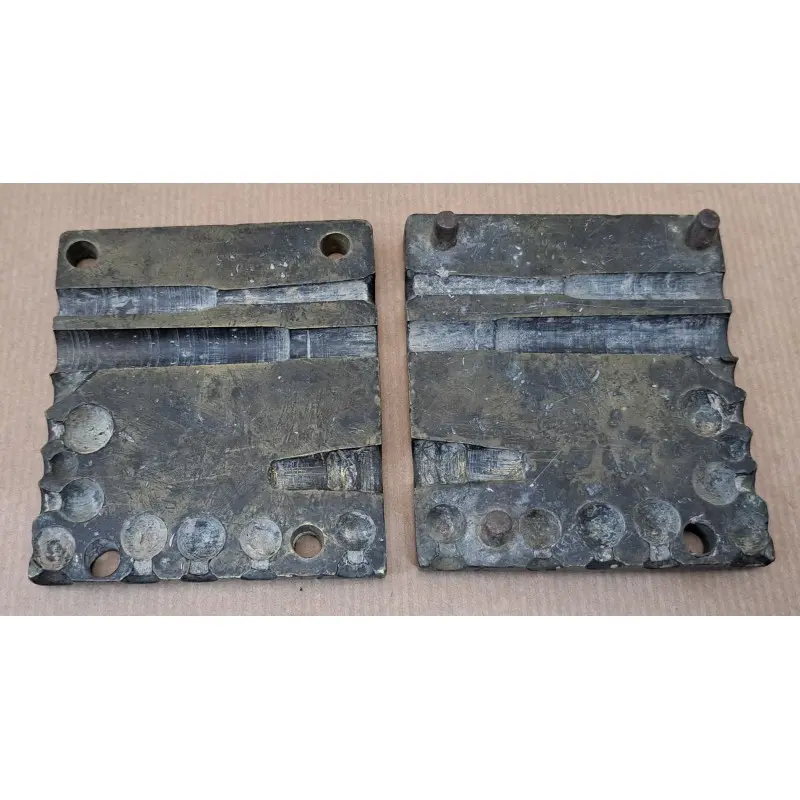 Molde antiguo de bronce para hacer balas de plomo siglo XIX, Siglo XIX · vista 2/9