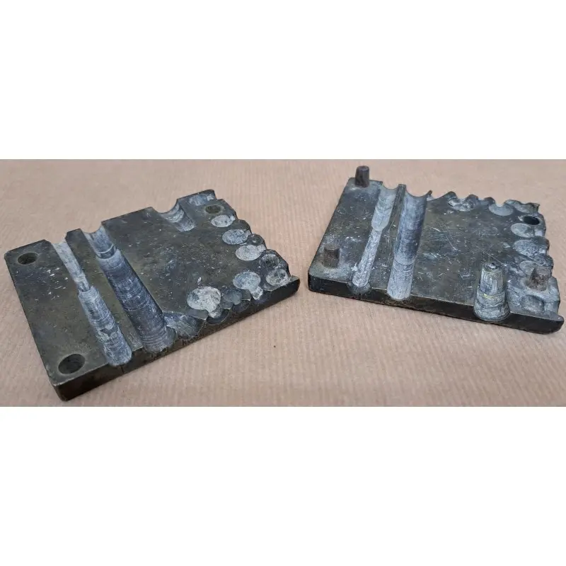 Molde antiguo de bronce para hacer balas de plomo siglo XIX, Siglo XIX · vista 4/9
