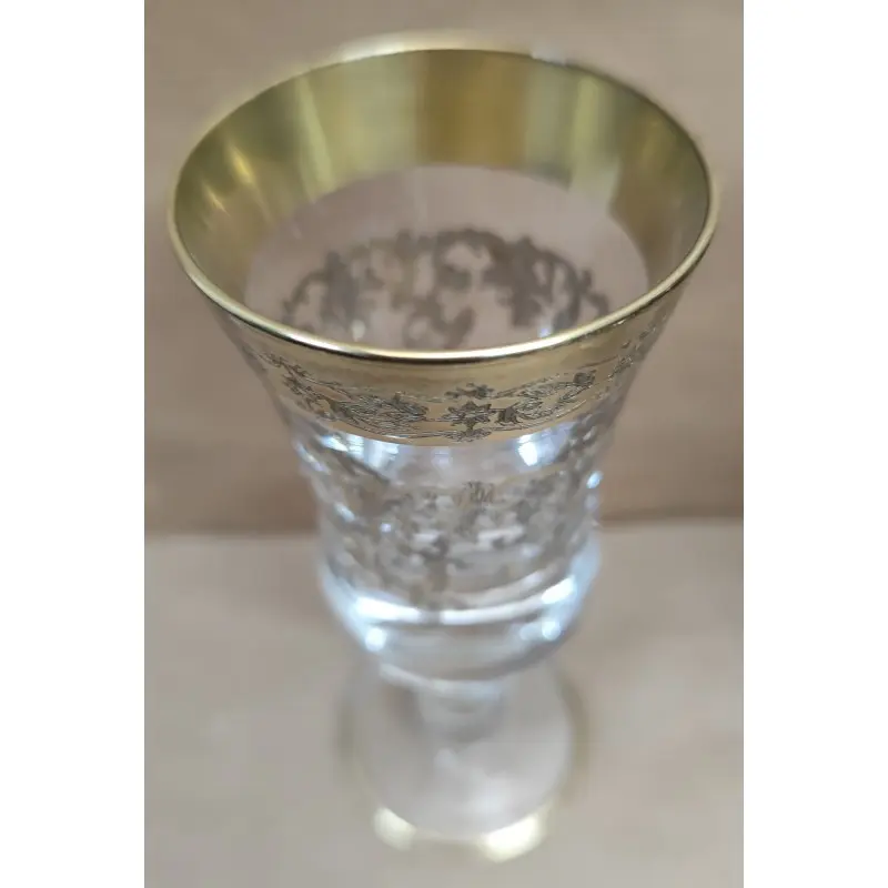Juego de copas de cristal con decoración en oro · vista 6/12