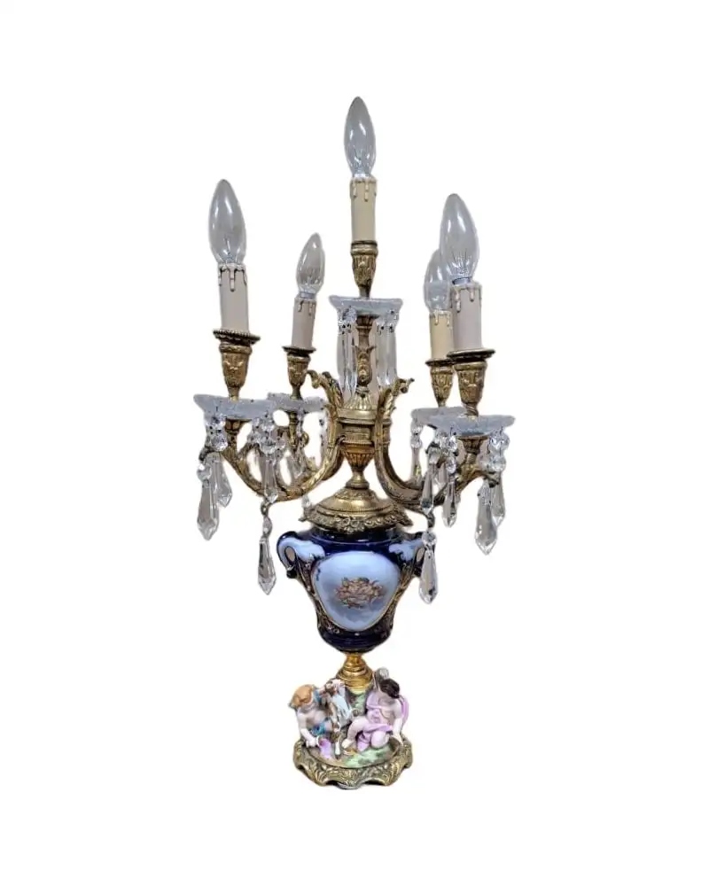 Antigua lampara de porcelana y metal dorado