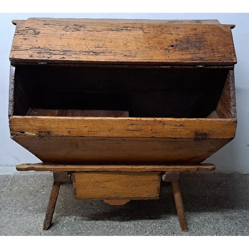 Pastera, artesa o arcón de panadera, siglo XIX, Siglo XIX · vista 2/12