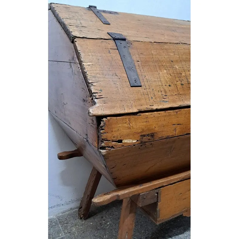 Pastera, artesa o arcón de panadera, siglo XIX, Siglo XIX · vista 12/12