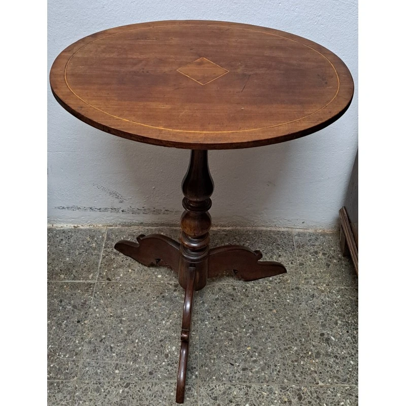 Mesa velador auxiliar de caoba, isabelina