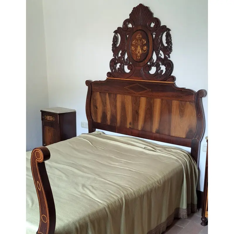 Cama de caoba, isabelino siglo XIX, Siglo XIX
