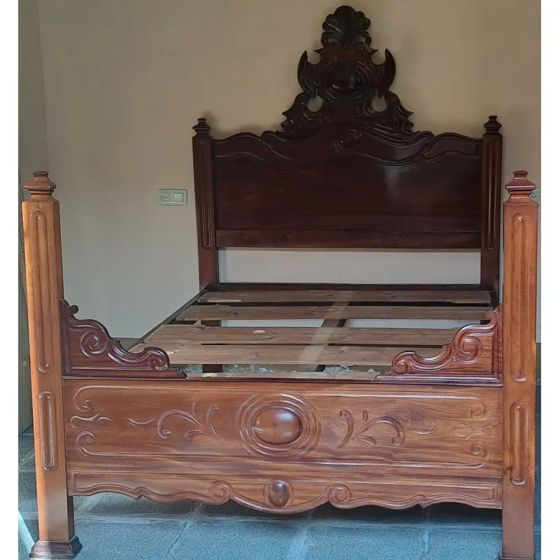 Cama de caoba, isabelino catalán (estilo Ditada) siglo XIX, Siglo XIX