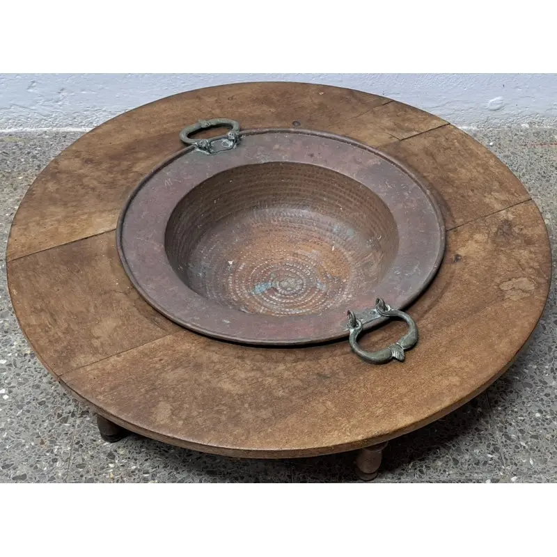 Antiguo brasero, base de madera, siglo XVIII, Siglo XVIII