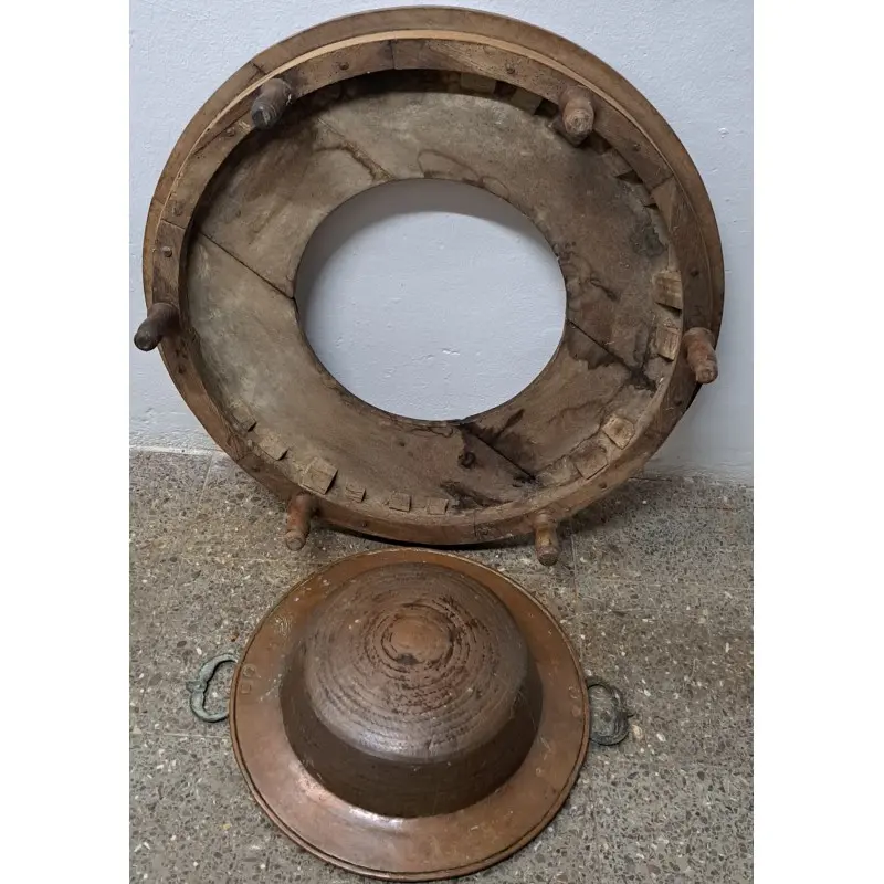 Antiguo brasero, base de madera, siglo XVIII, Siglo XVIII · vista 5/8