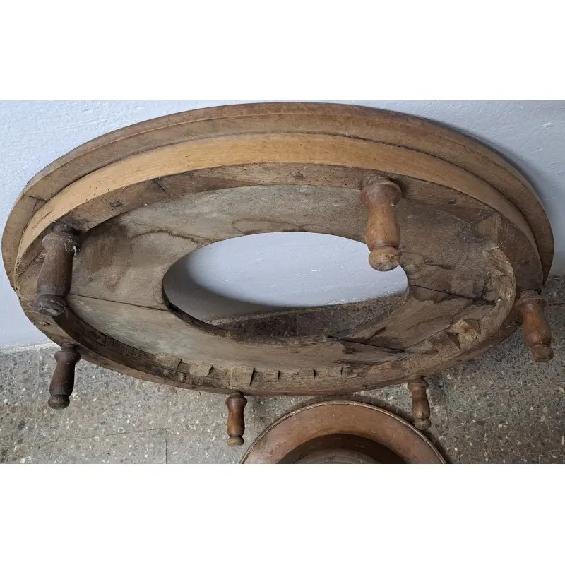 Antiguo brasero, base de madera, siglo XVIII, Siglo XVIII · vista 6/8