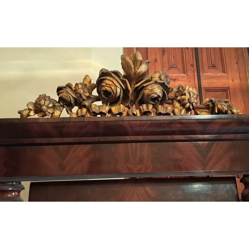 Consola Isabelina de caoba y marquetería de boj, siglo XIX, Siglo XIX · vista 5/11