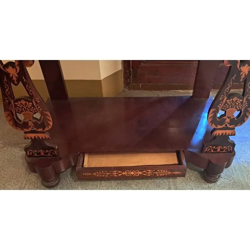 Consola Isabelina de caoba y marquetería de boj, siglo XIX, Siglo XIX · vista 8/11
