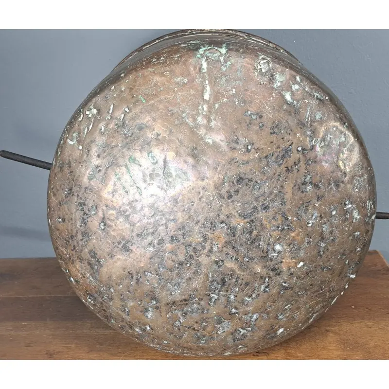Antiguo caldero de cobre con pie de hierro forjado, siglo XIX, Siglo XIX · vista 7/11
