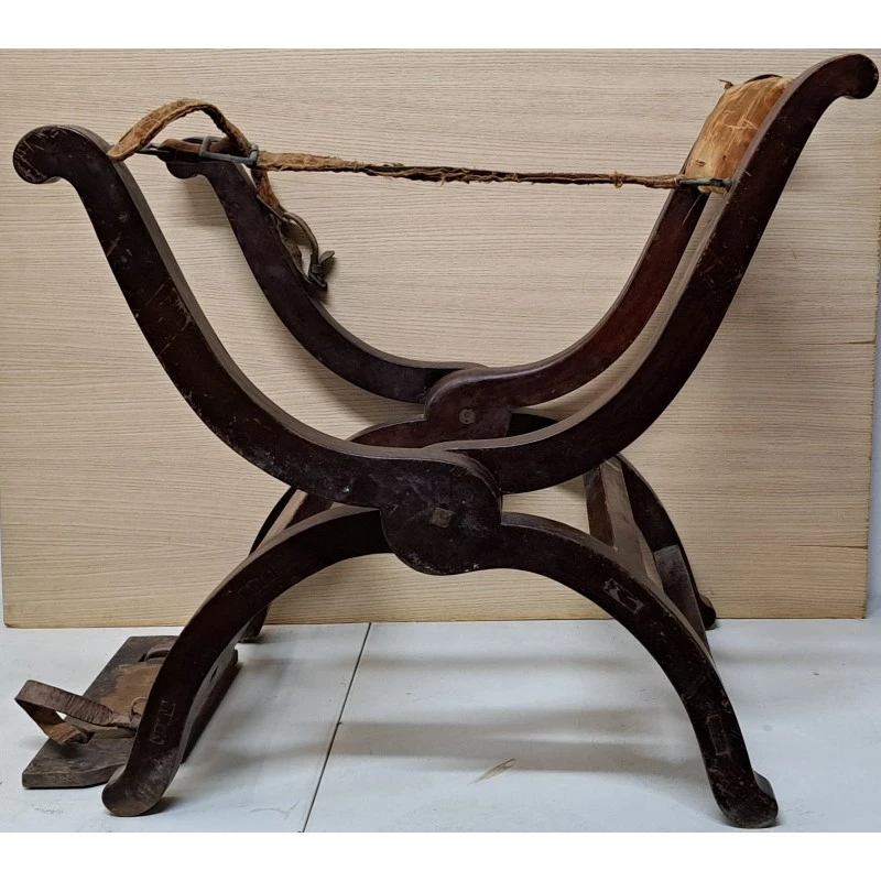 Antigua silla de montar femenina, siglo XIX, Siglo XIX
