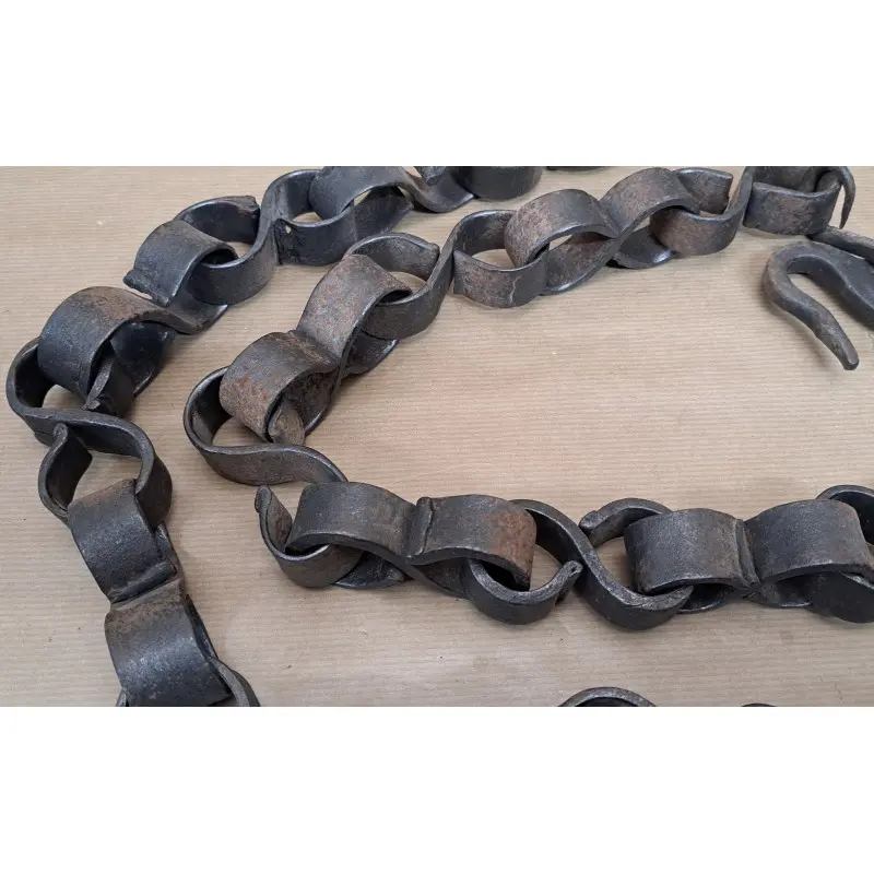 Cadena de hierro forjado para calderos, siglo XVII, Siglo XVII · vista 6/7