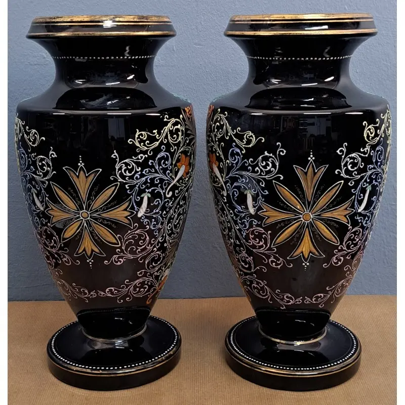 Pareja de jarrones de opalina negra, decoración en relieve, estilo Art Déco, Cerámica y Alfarería · vista 5/11
