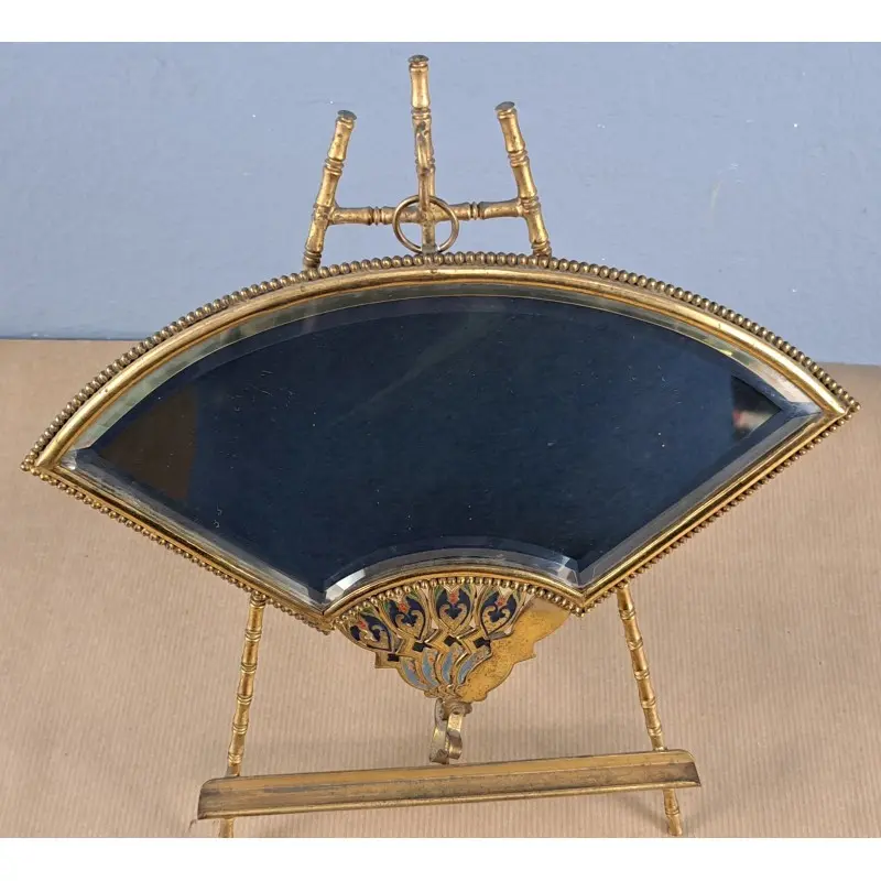 Espejo abanico de tocador en bronce dorado y esmalte, España ca. 1900, Espejos y Marcos, Siglo XIX · vista 2/8