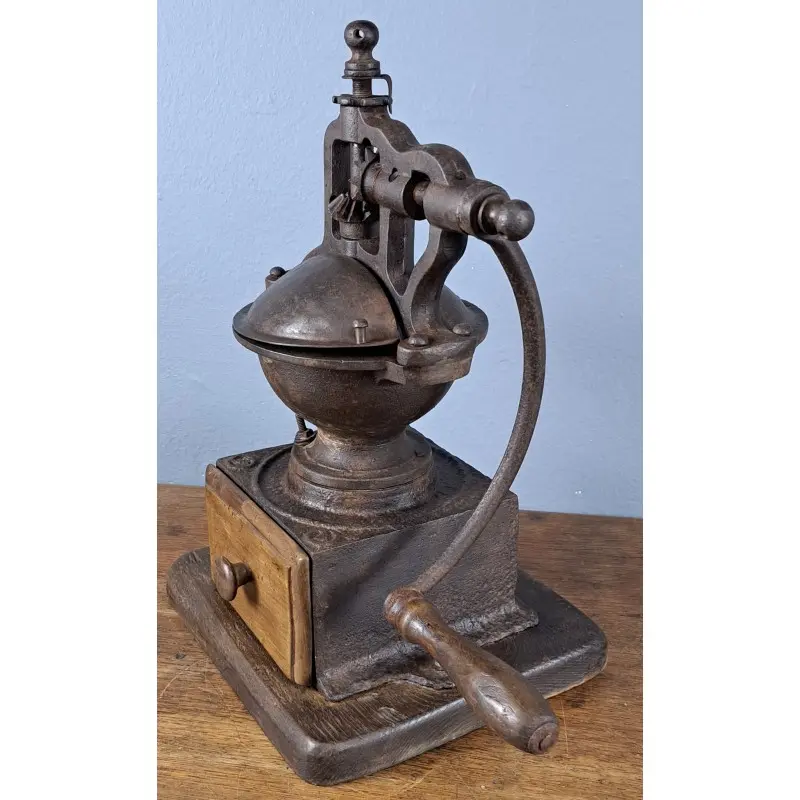 Antiguo molinillo de café, finales del siglo XIX, Siglo XIX · vista 3/12