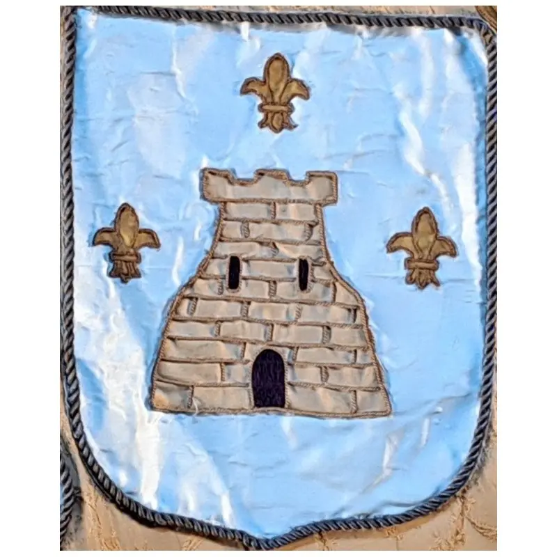 Antiguo tapiz heráldico bordado con escudos y yelmo, 121 × 159 cm, Textiles y Tapices · vista 9/10