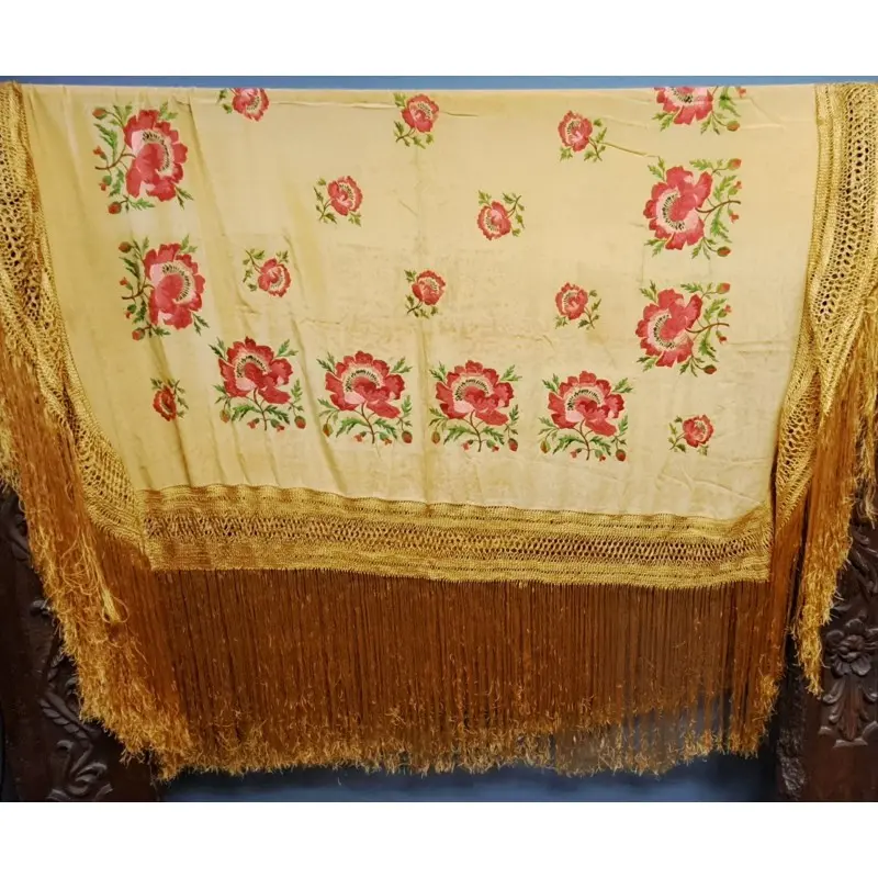 Mantón de Manila en seda bordada con flores y flecos · vista 9/12