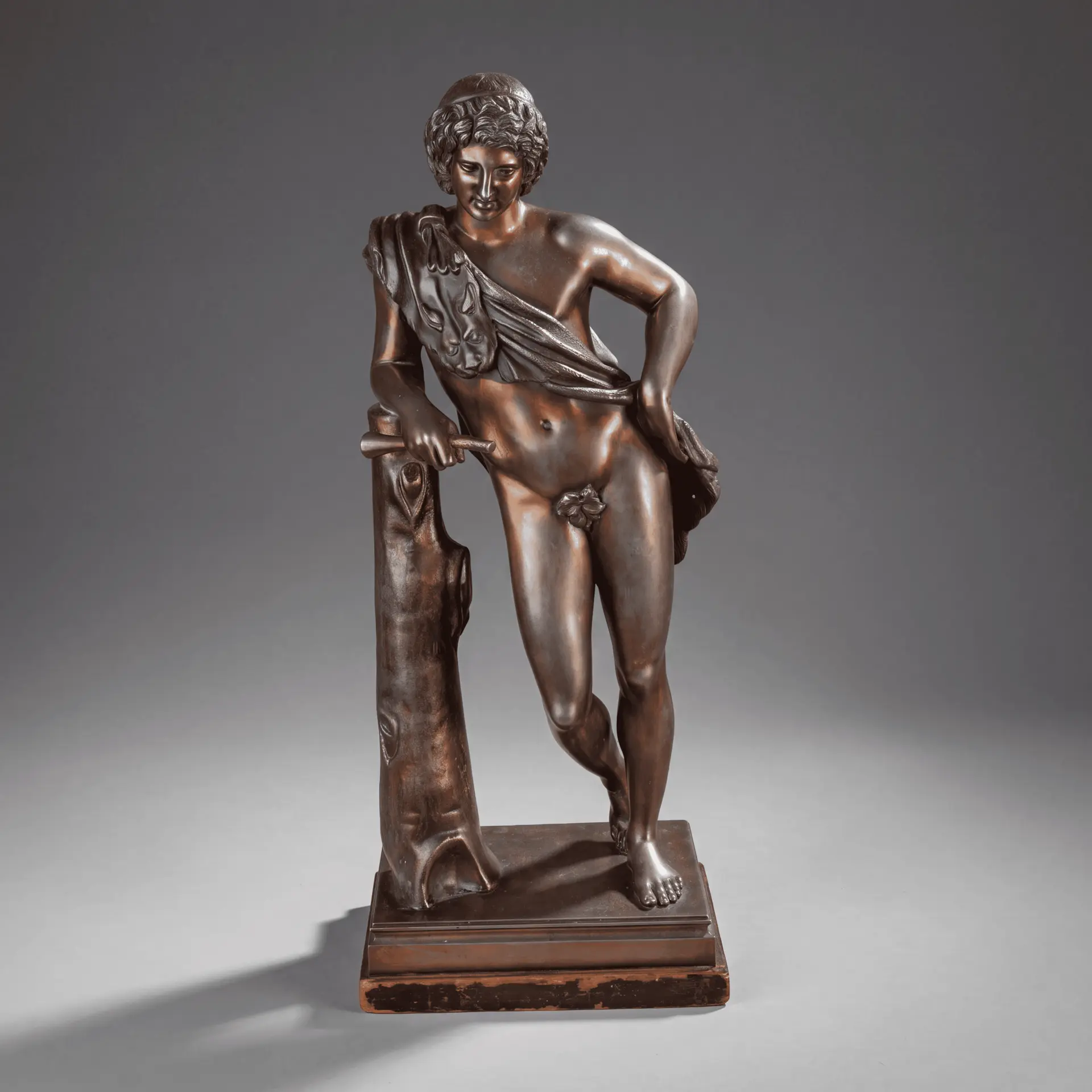 Resting Satyr · vista 2/5