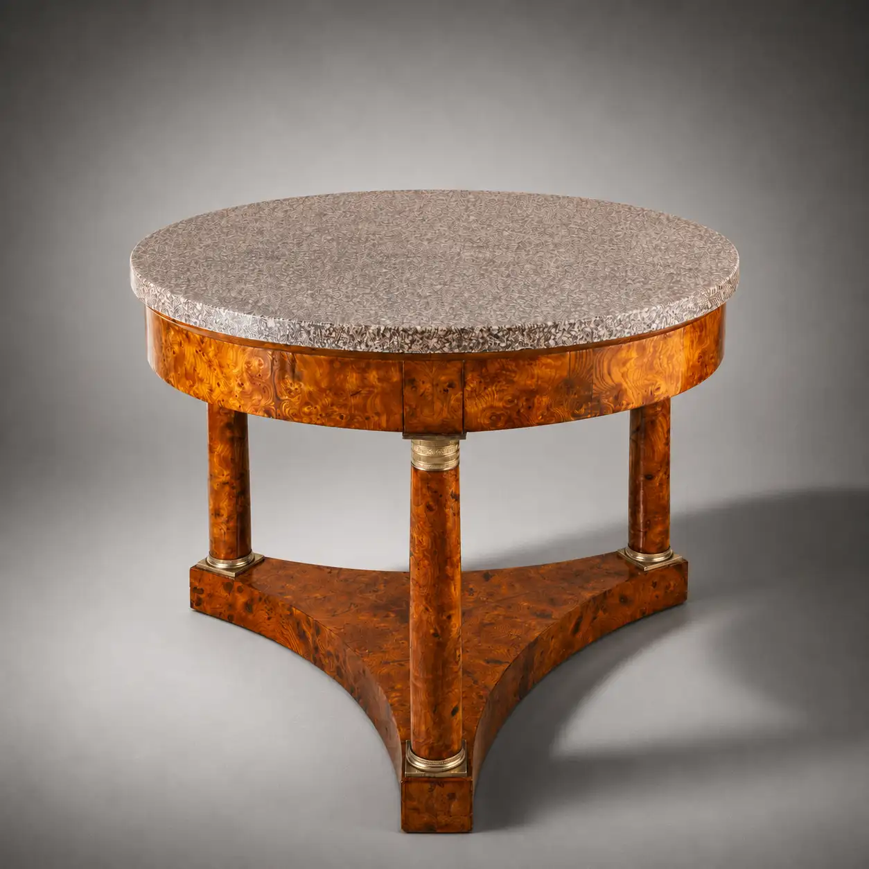Mesa de centro Guéridon