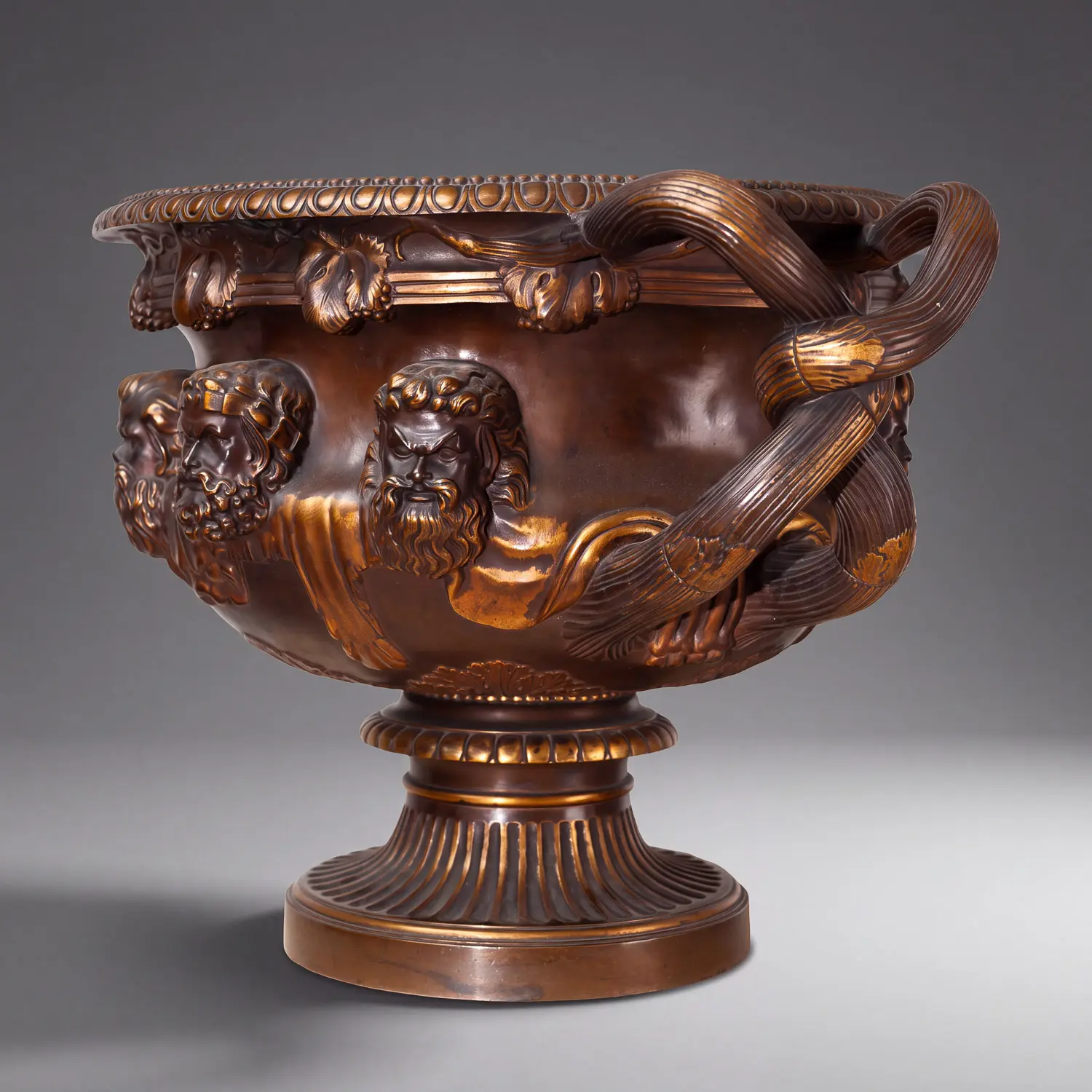 Warwick Vase · vista 2/6