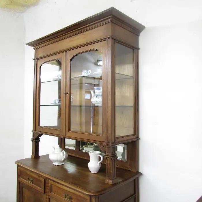 Alacena antigua restaurada de madera de nogal, Armarios y Vitrinas · vista 5/7