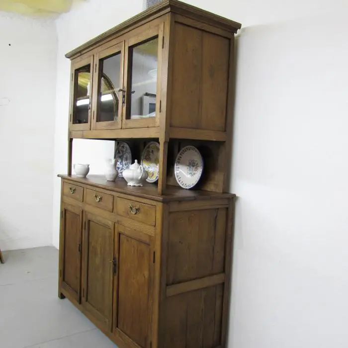 Alacena antigua restaurada de madera de roble, Armarios y Vitrinas · vista 3/4