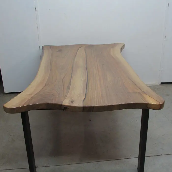 Mesa rústica de nogal, Mesas · vista 2/7
