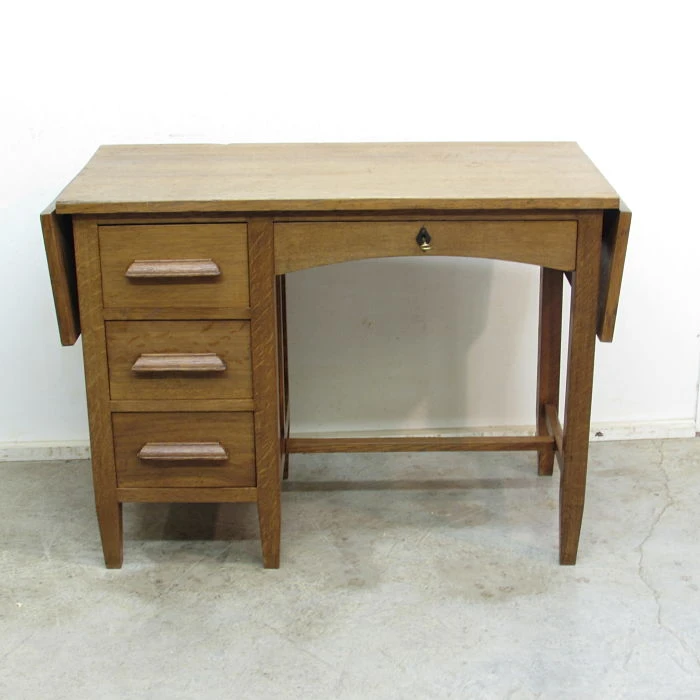 Mesa de escritorio antigua, Cómodas y Escritorios