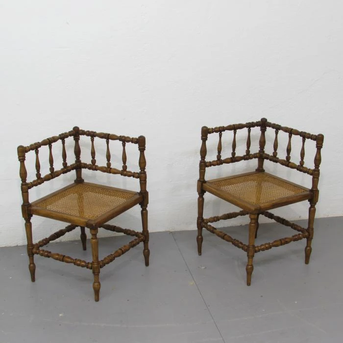 Sillas antiguas restauradas, Sillas y Asientos