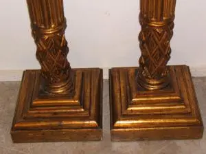 Columnas antiguas doradas, Iluminación, Siglo XVII · vista 2/4