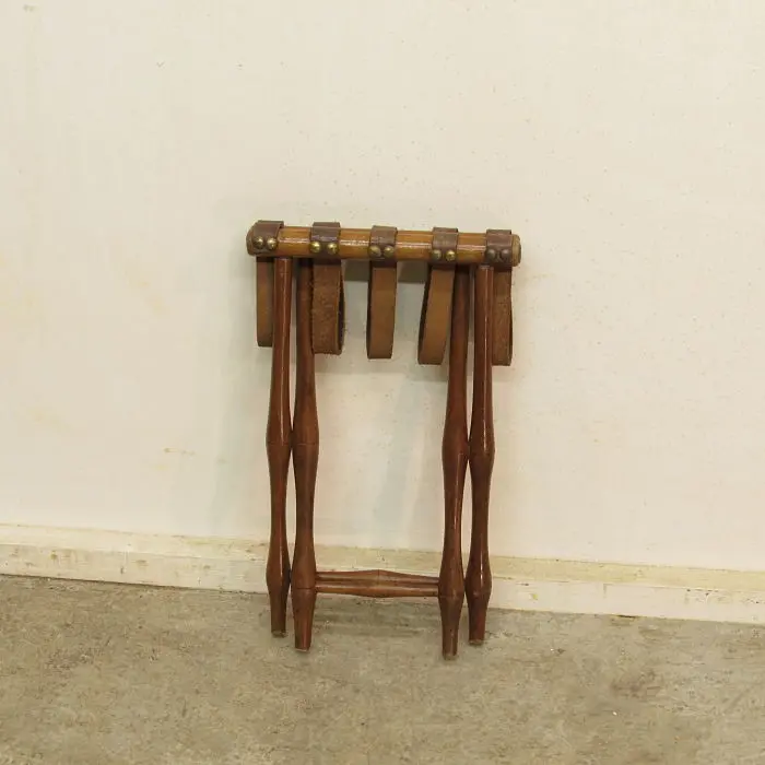 Silla antigua plegable de campaña (Copiar), Sillas y Asientos · vista 3/4