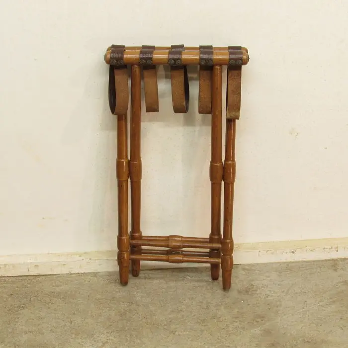 Silla antigua plegable, Sillas y Asientos · vista 3/4