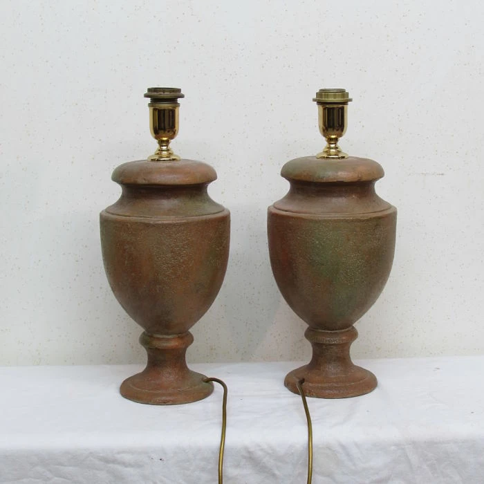 Pareja de lámparas antiguas, Iluminación