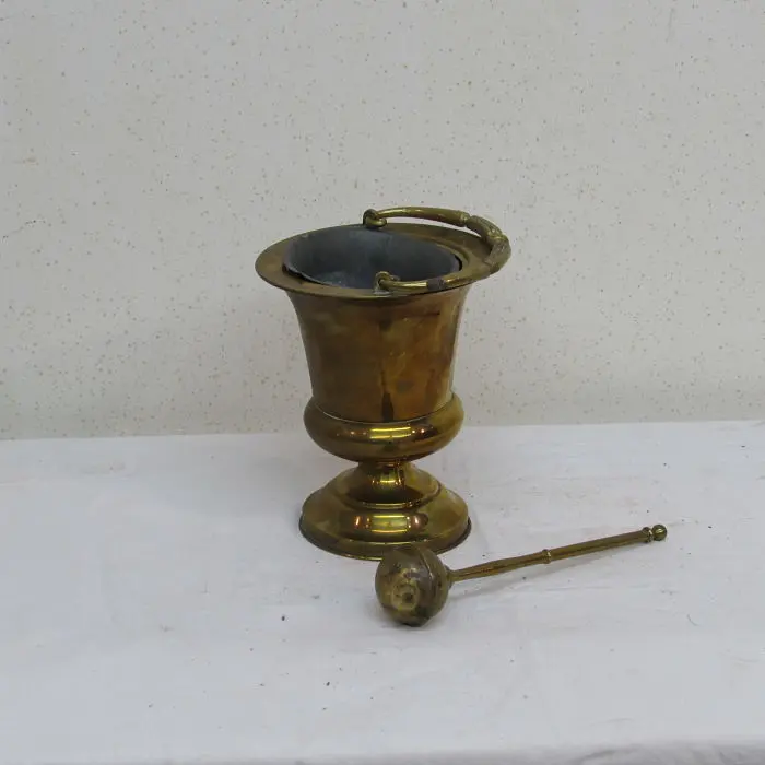 Guisopo antiguo, Herrería y Metal · vista 3/3