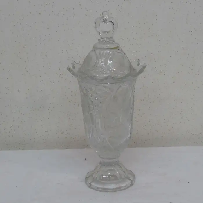 Bombonera antigua de cristal