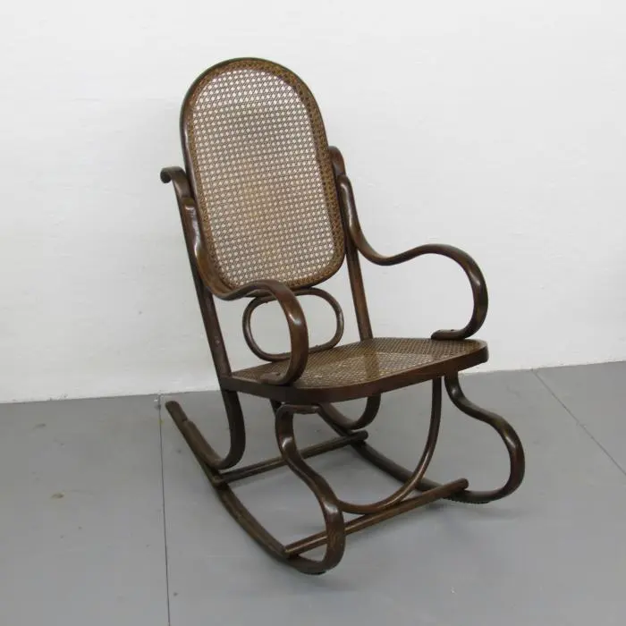 Mecedora antigua, Sillas y Asientos